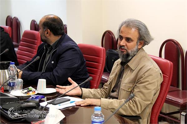 نشست دبیر کنگره بین المللی میرزا کوچک جنگلی با مدیر کمیته علمی و اعضای دبیرخانه این کمیته در دانشگاه گیلان