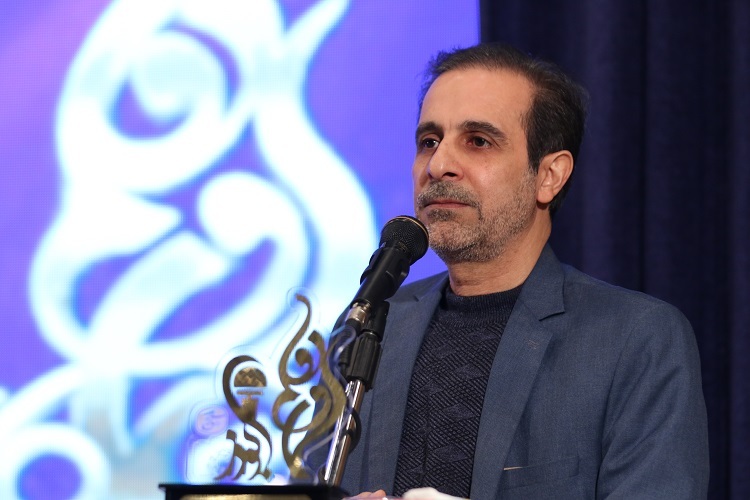 احمد پهلوانیان: مبانی فلسفه هنر اسلامی هنوز استخراج نشده است