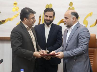 رسالت مدیران خدمت خالصانه است